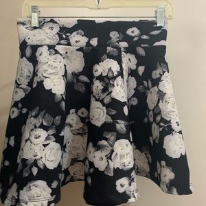 High waisted skirt